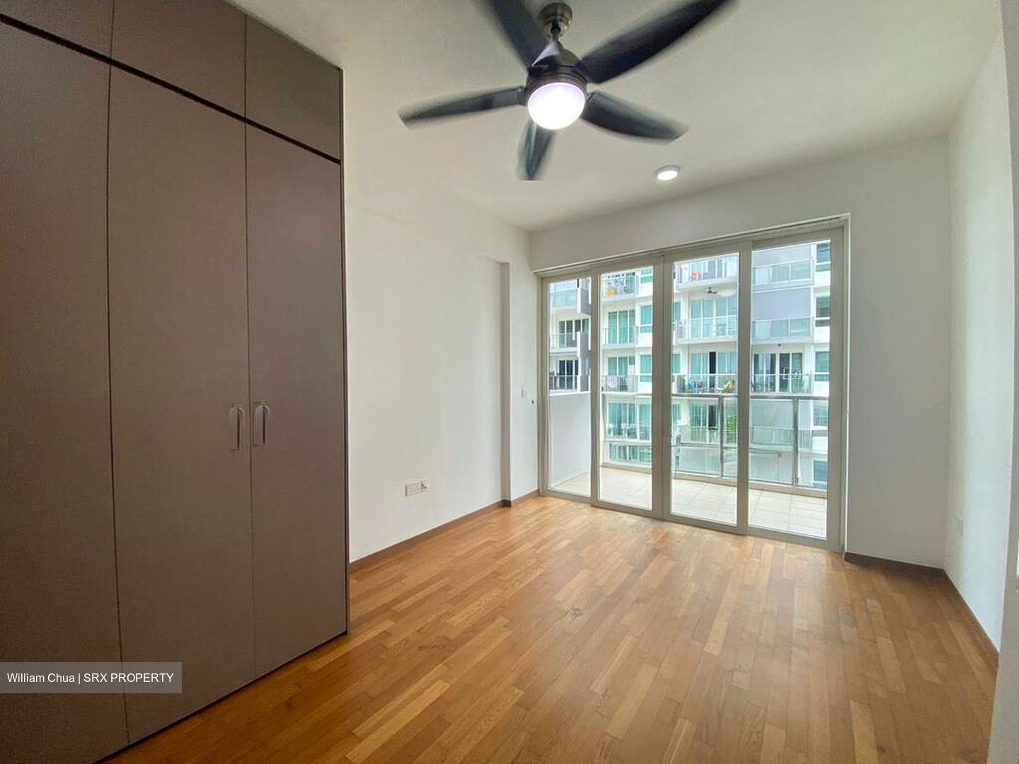 Vacanza @ East (D14), Condominium #498695041